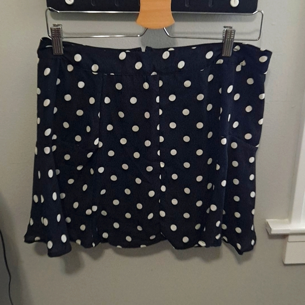 Polka skirt with shorts lining